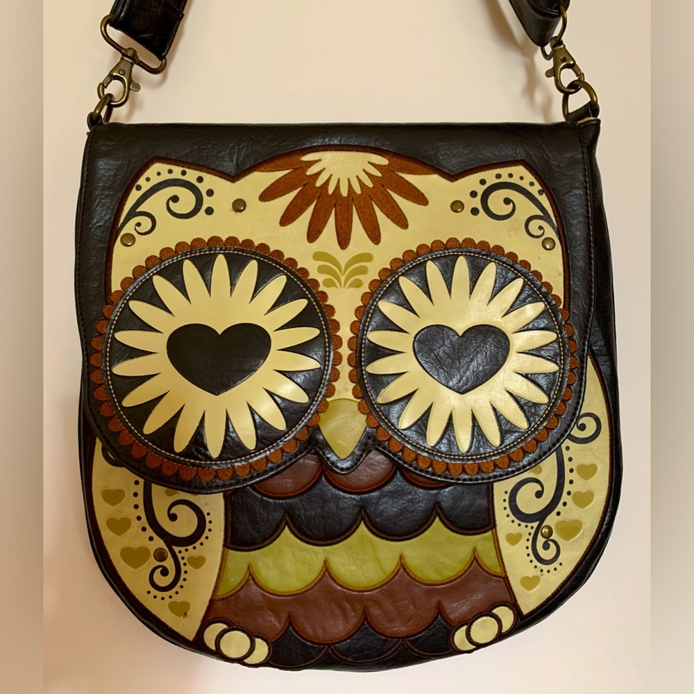 Loungefly Embroidered Owl with Heart Eyes Crossbody/Purse